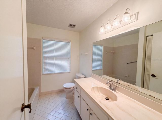 228 BOB WHITE COURT 2280, Daytona Beach, FL 32119