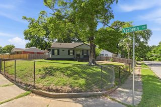 1811 WELLS STATION RD, Memphis, TN 38108