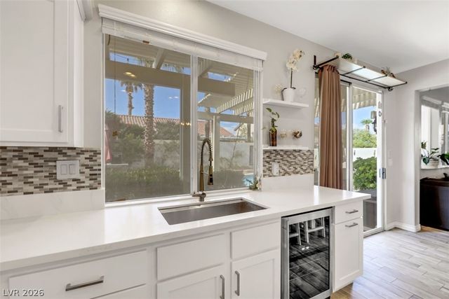 1124 Dover Glen Drive, North Las Vegas, NV 89031