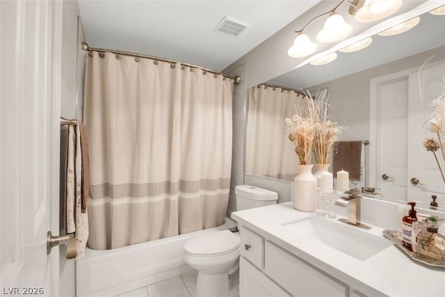 1124 Dover Glen Drive, North Las Vegas, NV 89031