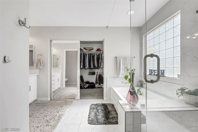 1124 Dover Glen Drive, North Las Vegas, NV 89031