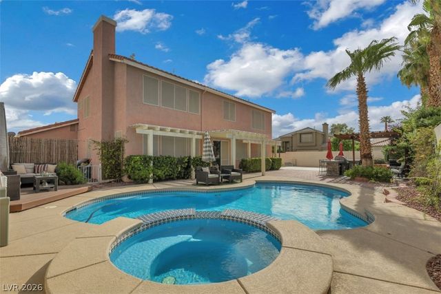 1124 Dover Glen Drive, North Las Vegas, NV 89031