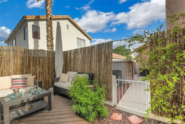 1124 Dover Glen Drive, North Las Vegas, NV 89031