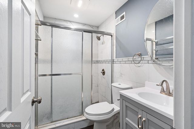 104 E PASTORIUS ST, Philadelphia, PA 19144