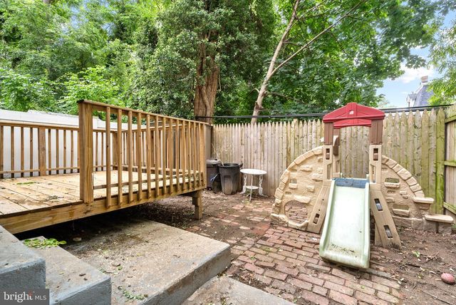 104 E PASTORIUS ST, Philadelphia, PA 19144