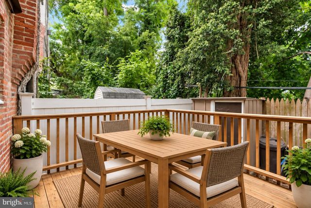 104 E PASTORIUS ST, Philadelphia, PA 19144