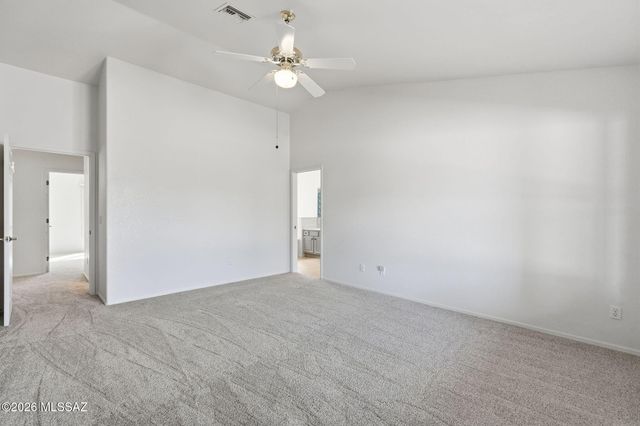 925 N Abrego Drive, Green Valley, AZ 85614