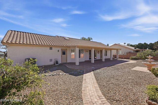 925 N Abrego Drive, Green Valley, AZ 85614