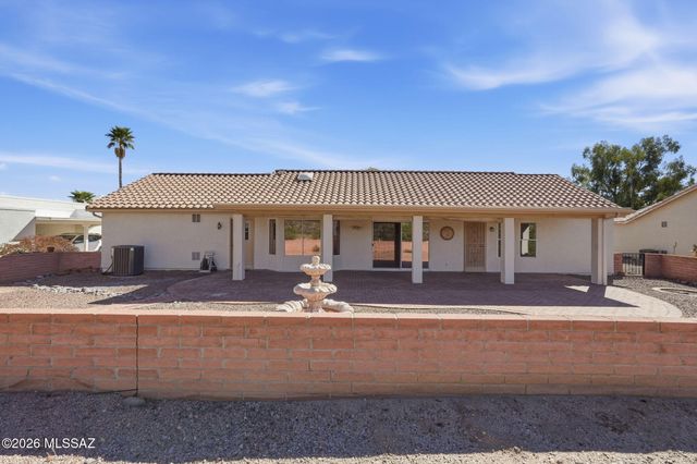 925 N Abrego Drive, Green Valley, AZ 85614