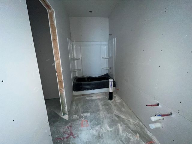 132 Clover BND, Liberty Hill, TX 78642