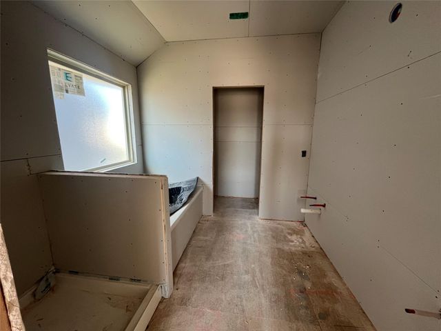 132 Clover BND, Liberty Hill, TX 78642