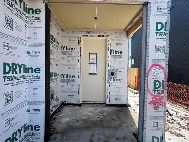 132 Clover BND, Liberty Hill, TX 78642