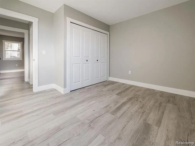 311 Longspur Lane, Commerce Charter Township, MI 48382