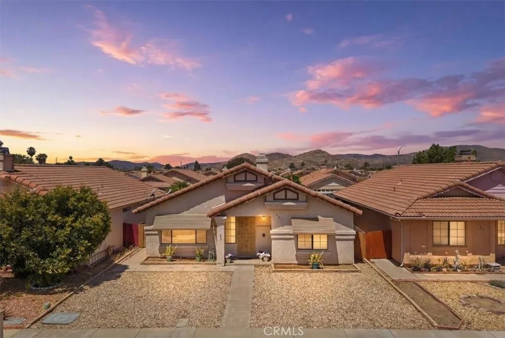781 Ensenada, Hemet, CA 92545
