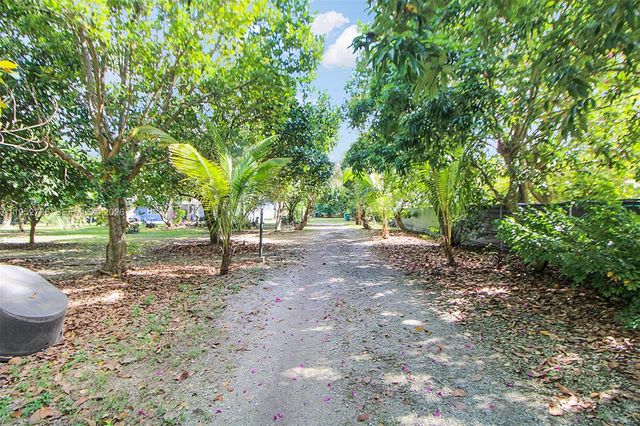 37225 SW 214th Ave, Homestead, FL 33034