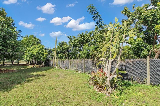 37225 SW 214th Ave, Homestead, FL 33034