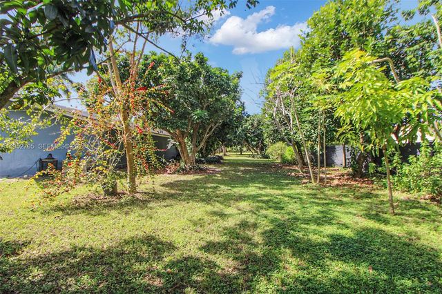 37225 SW 214th Ave, Homestead, FL 33034