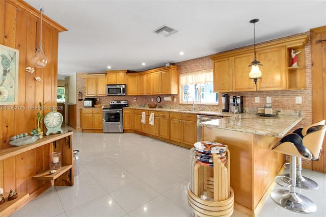 37225 SW 214th Ave, Homestead, FL 33034