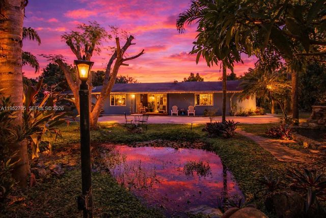 37225 SW 214th Ave, Homestead, FL 33034