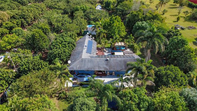 37225 SW 214th Ave, Homestead, FL 33034