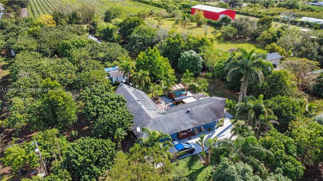 37225 SW 214th Ave, Homestead, FL 33034