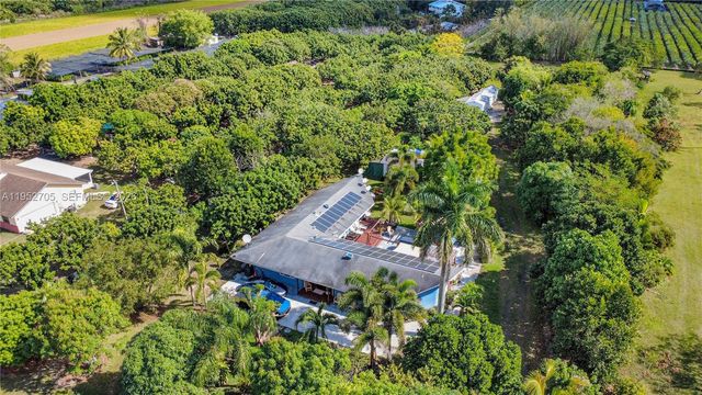 37225 SW 214th Ave, Homestead, FL 33034