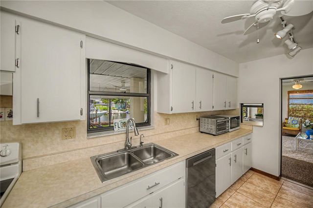 520 BOARDMAN DRIVE, Punta Gorda, FL 33950
