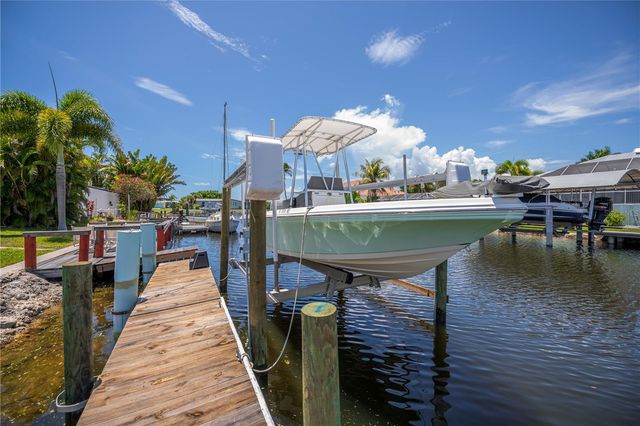 520 BOARDMAN DRIVE, Punta Gorda, FL 33950