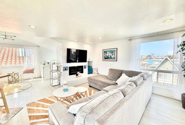 2301 Chico Court, Oxnard, CA 93035