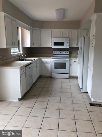29 INTERNATIONAL CIR, Owings Mills, MD 21117