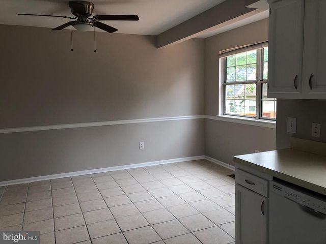 29 INTERNATIONAL CIR, Owings Mills, MD 21117