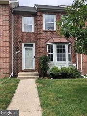 29 INTERNATIONAL CIR, Owings Mills, MD 21117