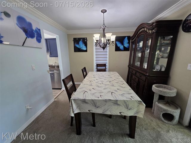 1105 Kirts Boulevard A, Troy, MI 48084