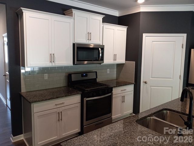 5108 Briscoe Drive, Charlotte, NC 28214