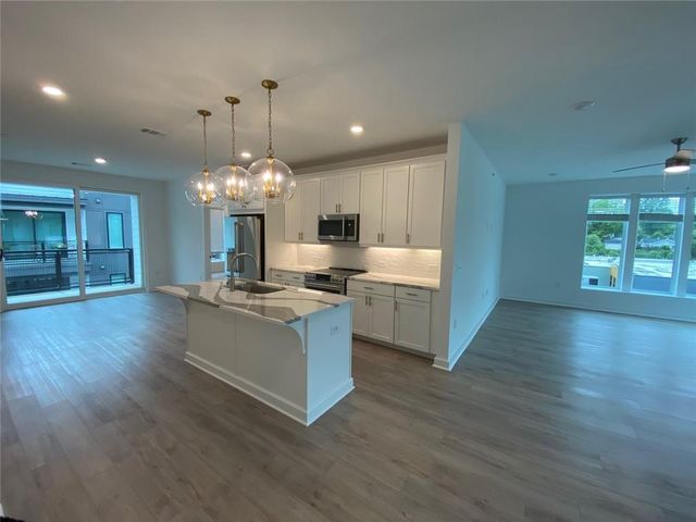 371 Grant Circle SE 1844, Atlanta, GA 30315