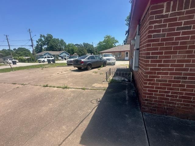 8008 De Priest Street, Houston, TX 77088