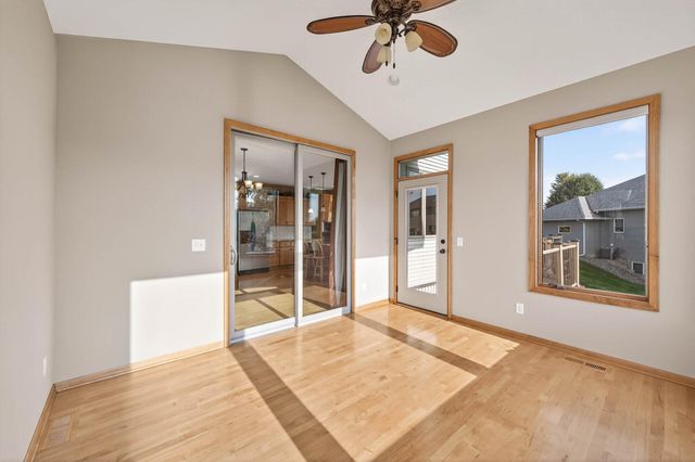 10803 Jersey Drive N, Brooklyn Park, MN 55445