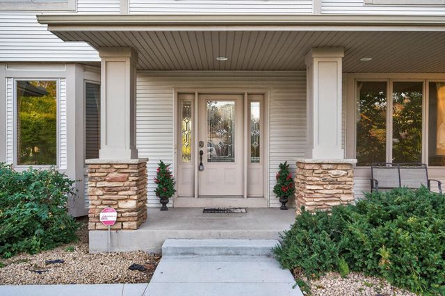 10803 Jersey Drive N, Brooklyn Park, MN 55445