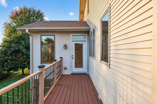 10803 Jersey Drive N, Brooklyn Park, MN 55445