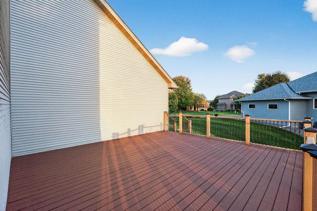 10803 Jersey Drive N, Brooklyn Park, MN 55445