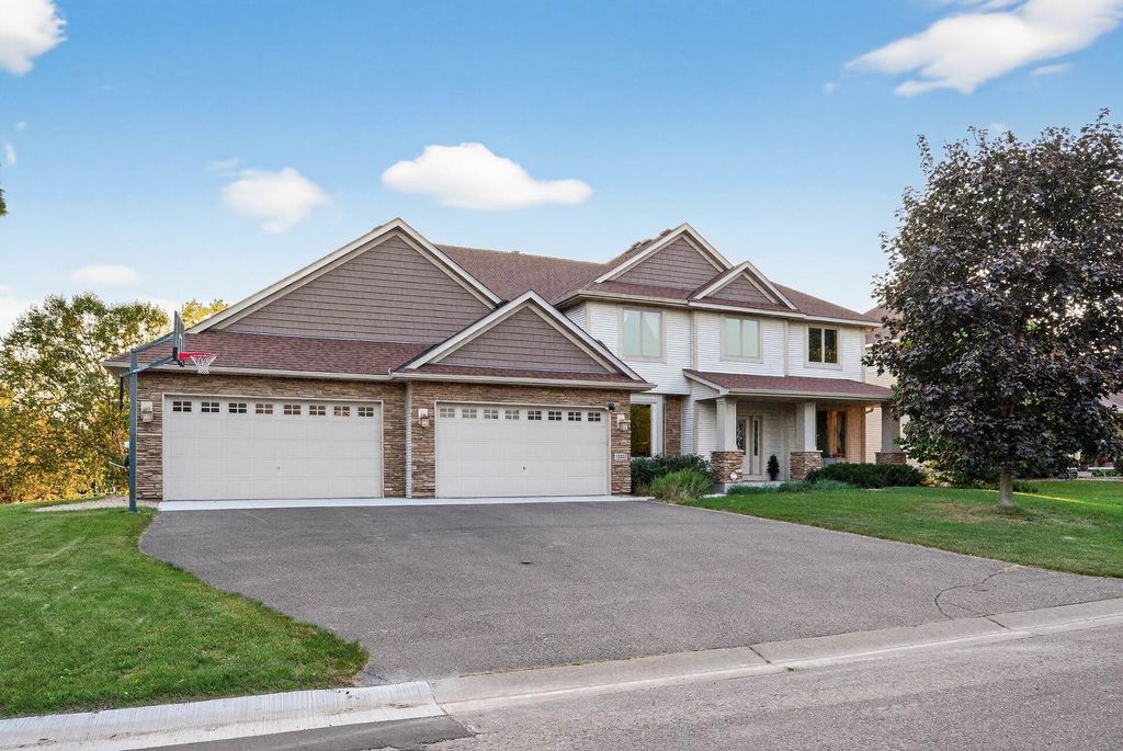 10803 Jersey Drive N, Brooklyn Park, MN 55445