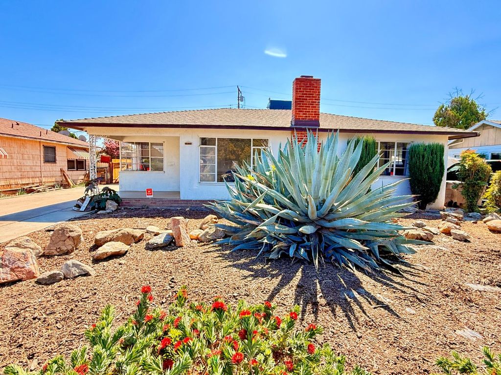 Image 1 of property listing at 3444 Mayfair Boulevard, Fresno, CA 93703
