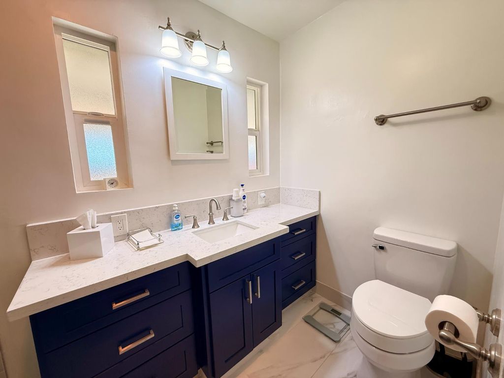 Image 15 of property listing at 3444 Mayfair Boulevard, Fresno, CA 93703
