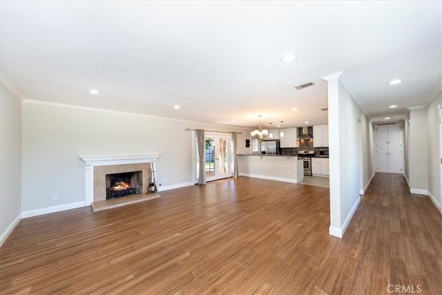 23000 Lull Street, Canoga Park, CA 91304