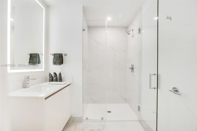700 NE 24th Street 2702, Miami, FL 33137