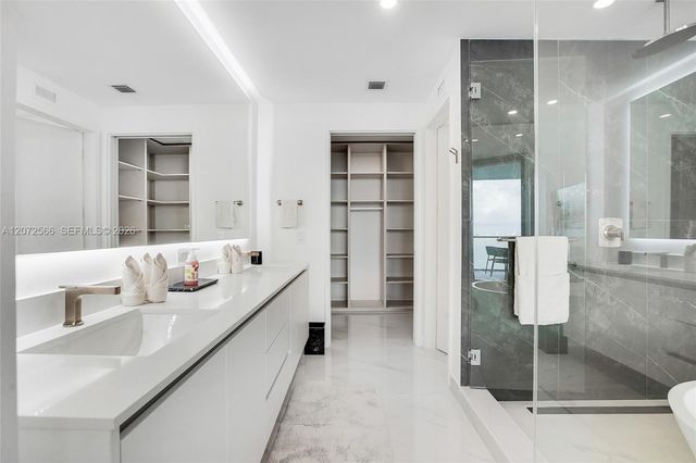 700 NE 24th Street 2702, Miami, FL 33137