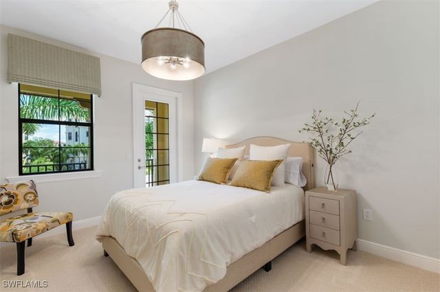 16382 Viansa WAY 3-102, Naples, FL 34110