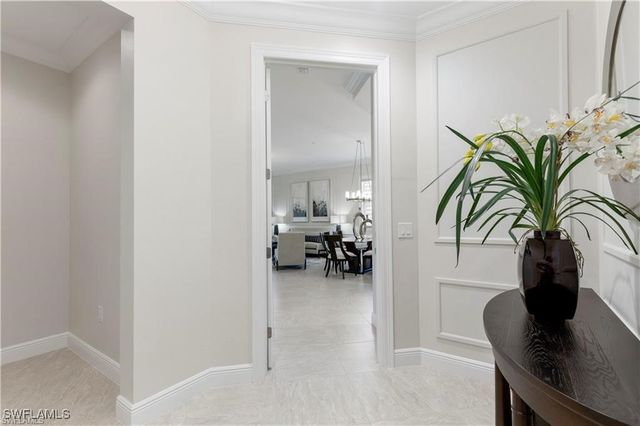 16382 Viansa WAY 3-102, Naples, FL 34110