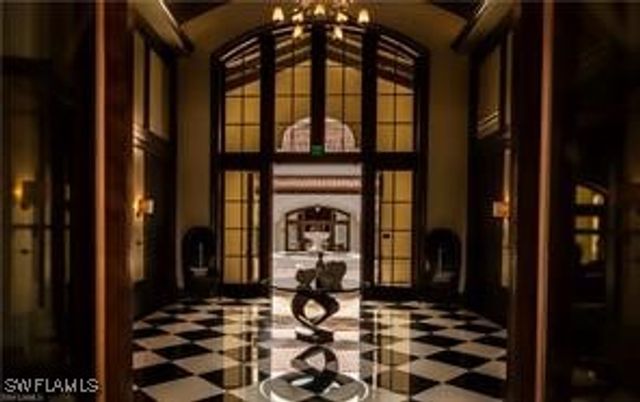 16382 Viansa WAY 3-102, Naples, FL 34110