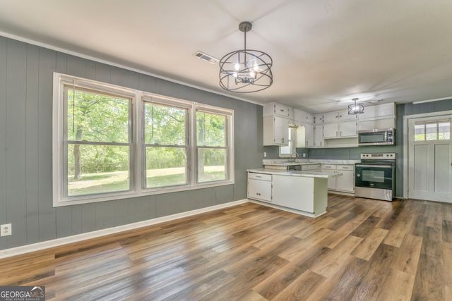 197 Oreburg Road SW, Rome, GA 30165